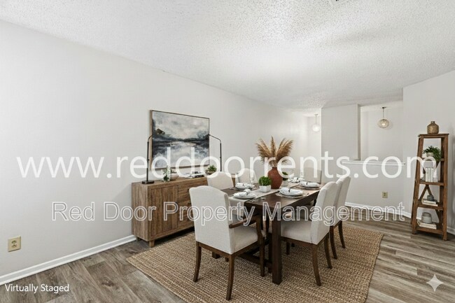 Foto del edificio - 2249 Collins Way