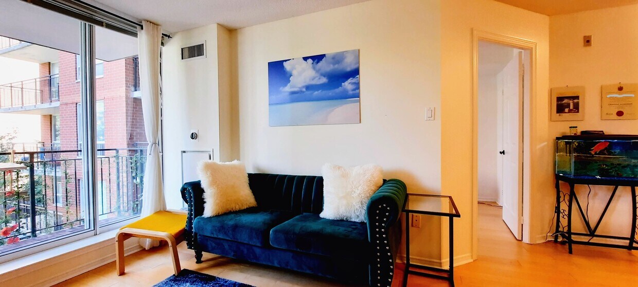 Photo principale - 300 Balliol St