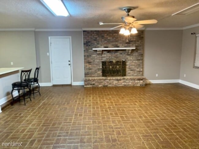 Building Photo - 3 br, 2 bath House - 13109 Windsor Porte