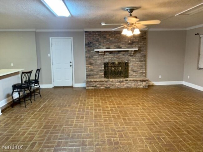 Foto del edificio - 3 br, 2 bath House - 13109 Windsor Porte