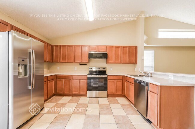 Foto del edificio - 4001 Saddlewood Dr