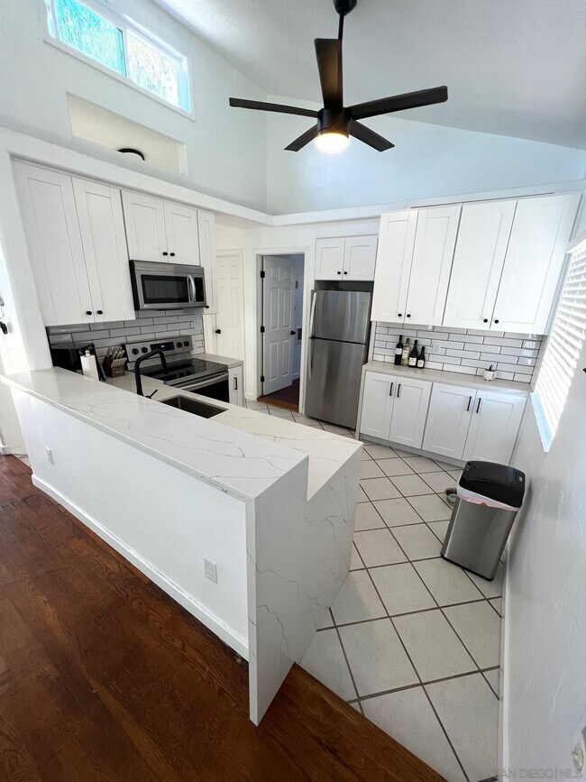 Building Photo - 3513 Nile St