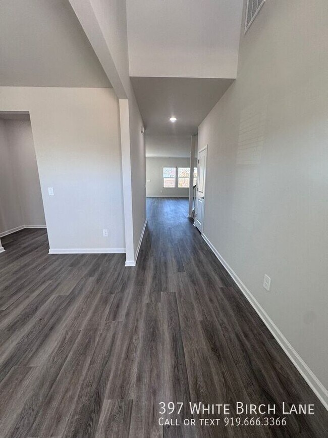 Foto del edificio - 397 White Birch Ln