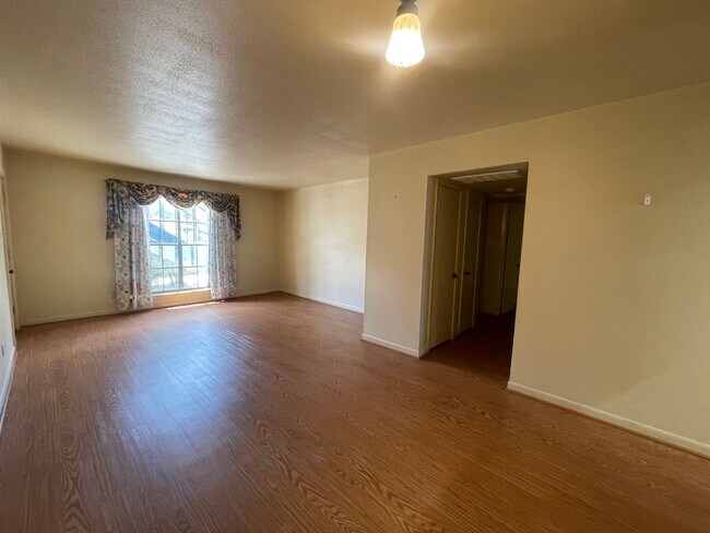 Foto del edificio - Move-In Ready and Waiting For You!