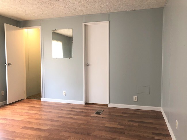 Building Photo - 5131 Jack Pine Dr
