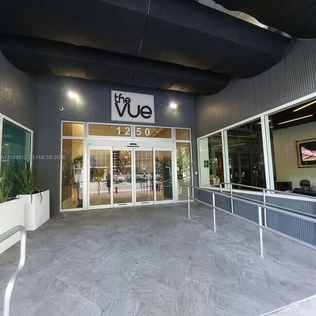 Building Photo - 1250 S Miami Ave