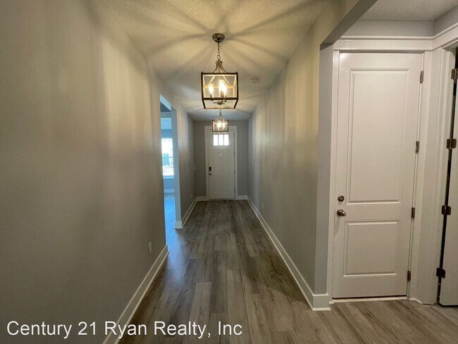 Building Photo - 4 br, 3 bath House - 502 Ward Creek Lane