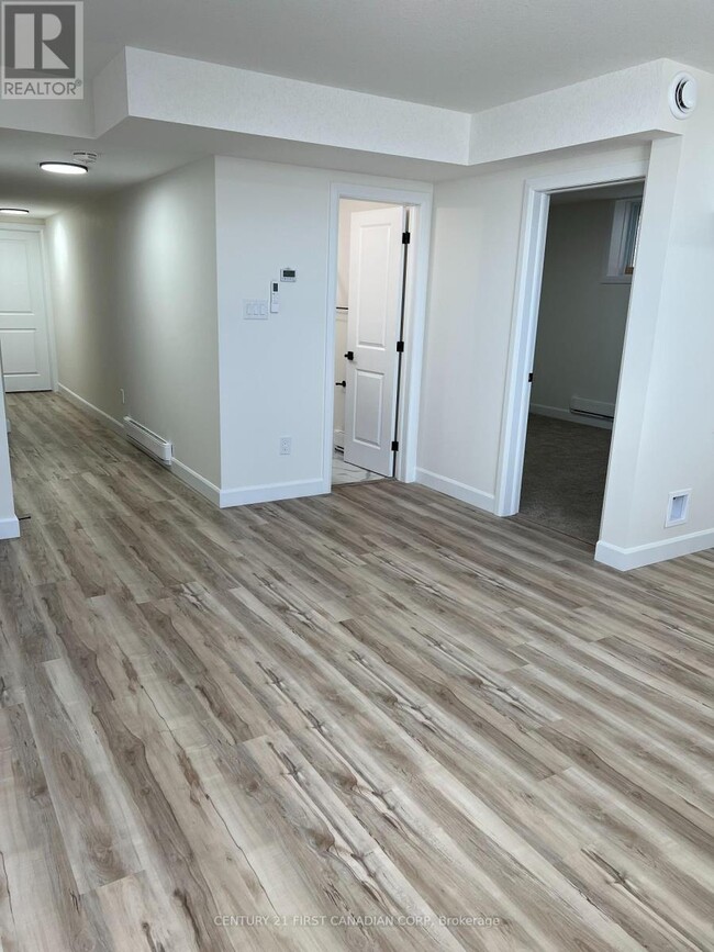 Building Photo - 1147 Hobbs Dr