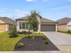 Building Photo - 909 Del Raphael Dr