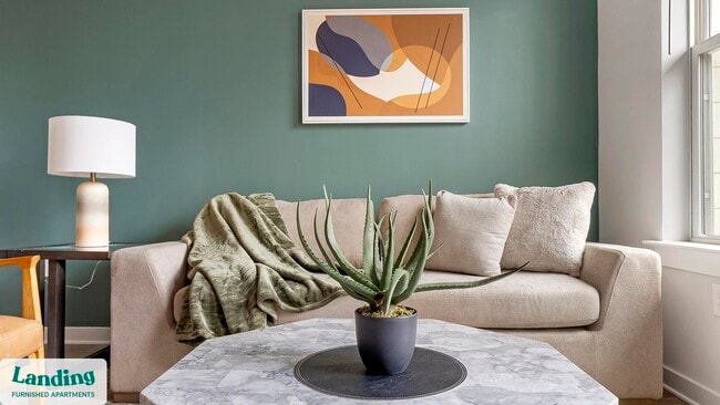 Building Photo - 1270 Hillcrest Dr