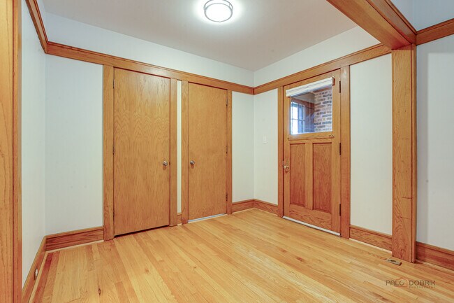 Foto del edificio - 1499 Glencoe Ave