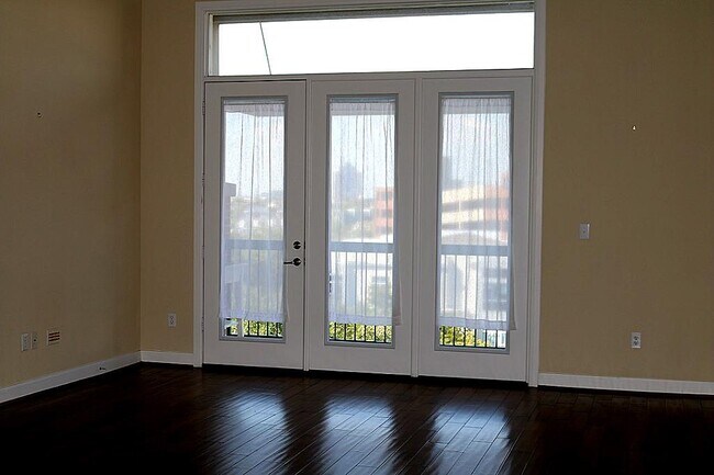 Building Photo - 300 St Joseph Pkwy
