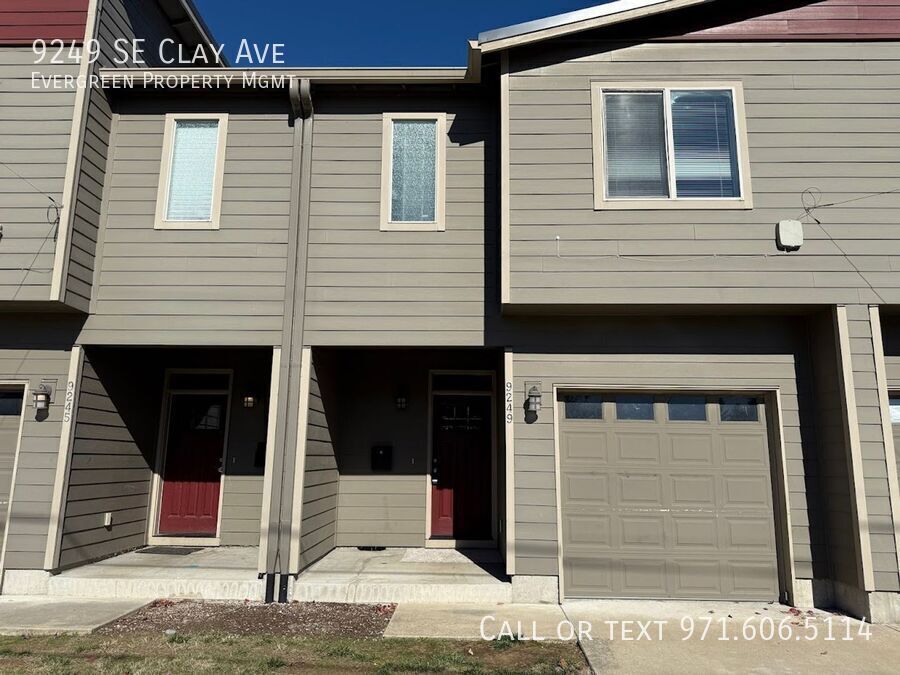 Foto principal - 9249 SE Clay St