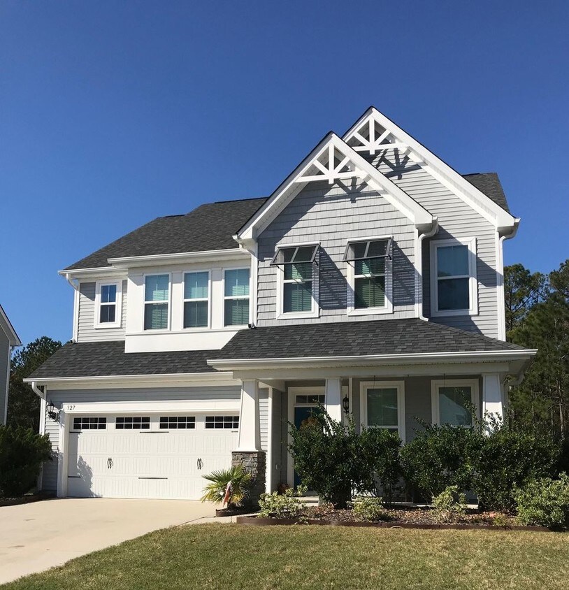 THE NEIGHBORHOODS AT HOLLY RIDGE House Rental in Holly Ridge, NC