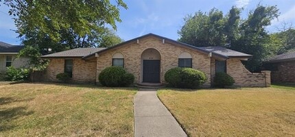 Building Photo - 626 Little Creek Dr