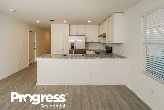Foto del edificio - 5507 Elm Valley Dr