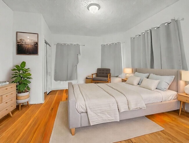 Foto del edificio - 373 Wood Ave
