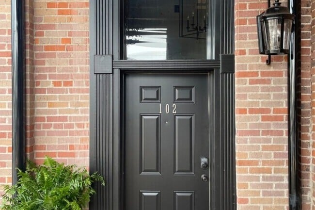 FRONT ENTRY - Union Mill Suites