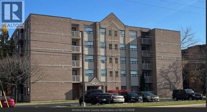 Building Photo - 1160 Lauzon Rd