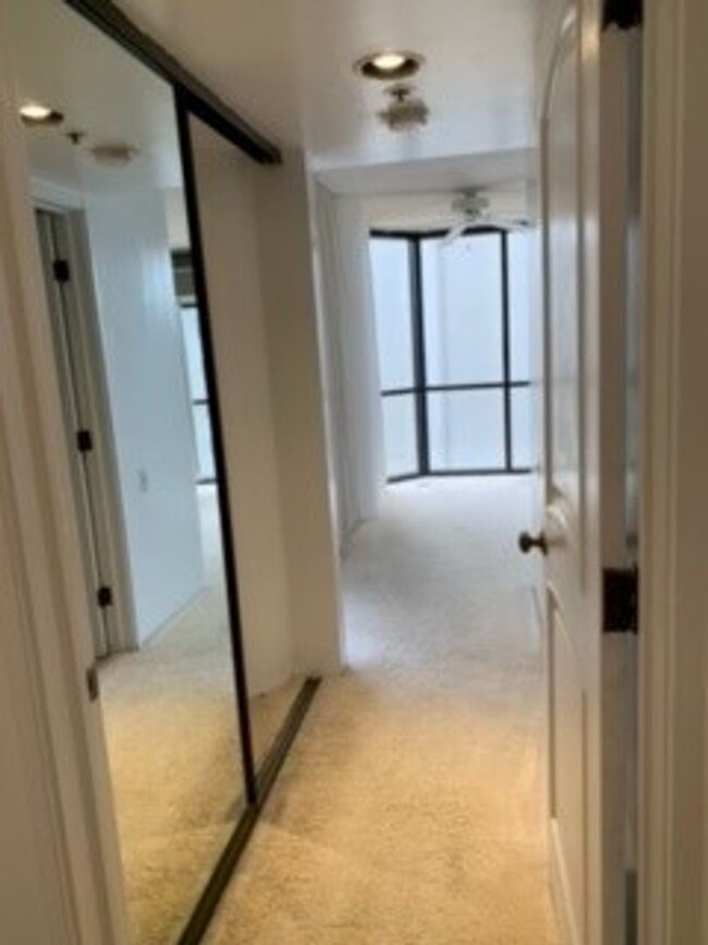 Foto del edificio - Honolulu Tower - 1 bedroom, 1 bath condo w...