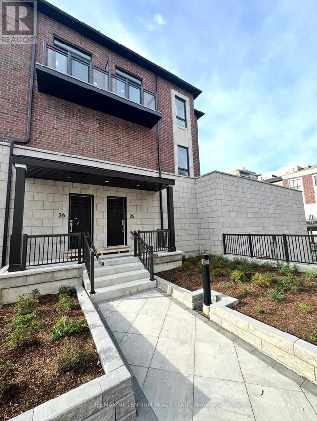 Building Photo - 4035 Hickory Dr
