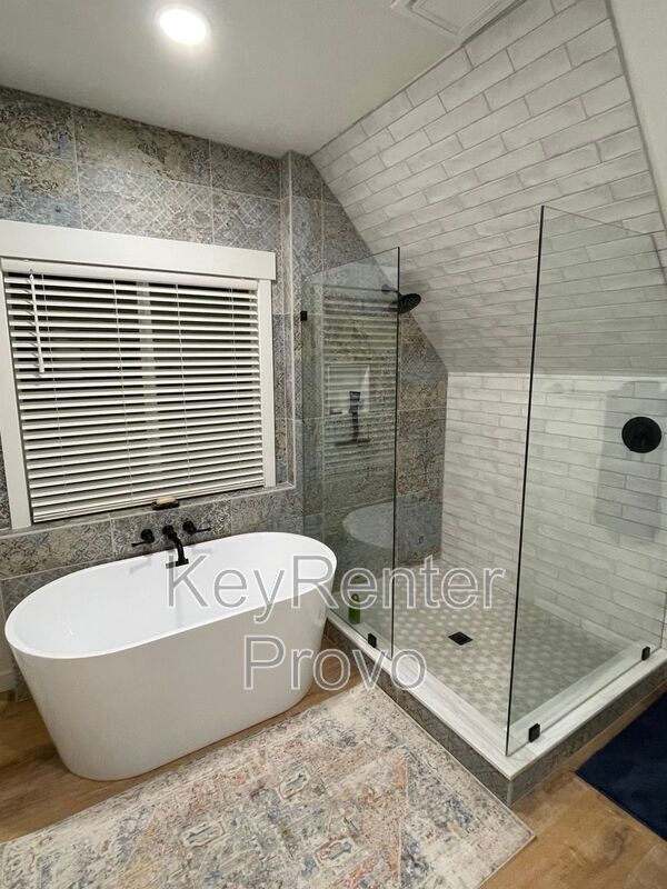 Building Photo - 475 S 800 W