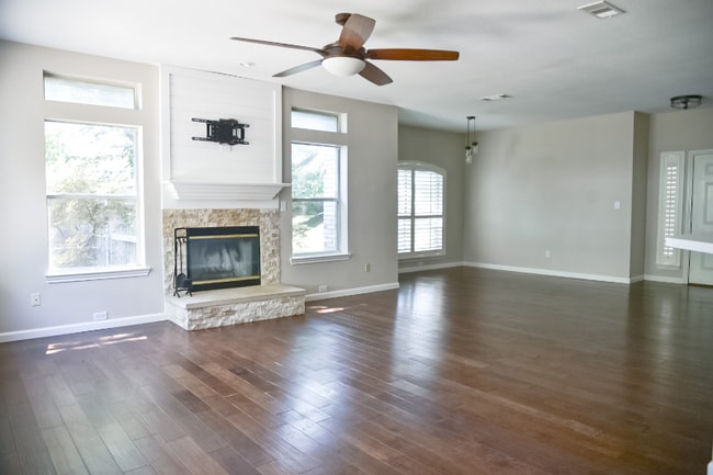 Building Photo - 1811 Blackburn Rd