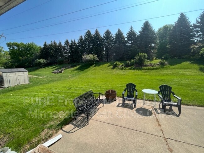 Building Photo - 931 Savannah Rd