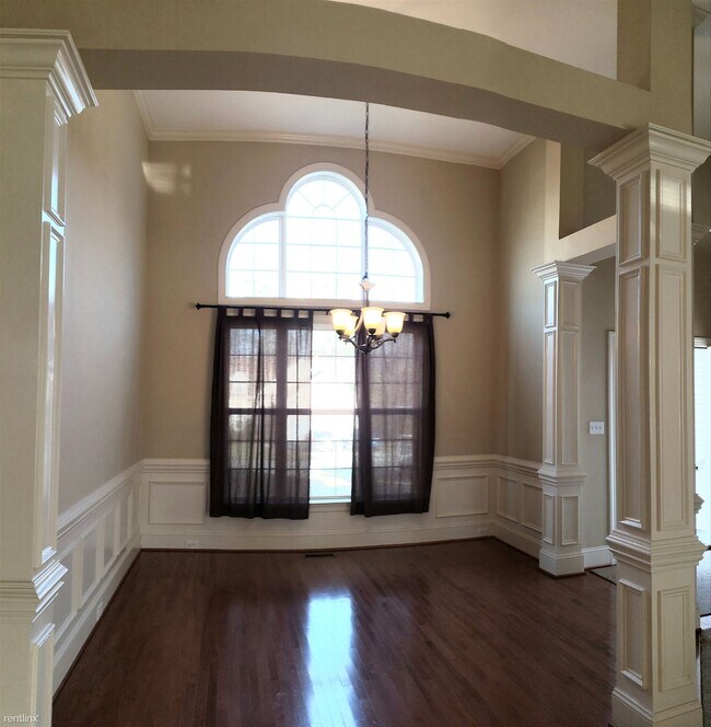 Foto del edificio - 3 br, 2 bath House - 8224 Burgwyn Lane