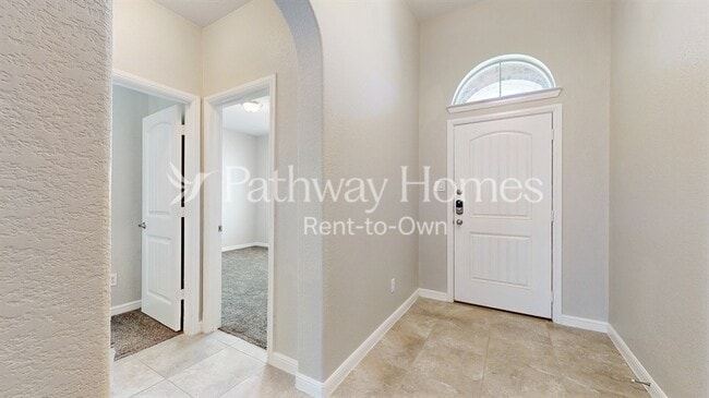 Building Photo - 1000 Meadow Scape Dr