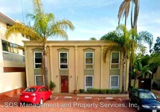 Primary Photo - 1121 Torrey Pines Rd