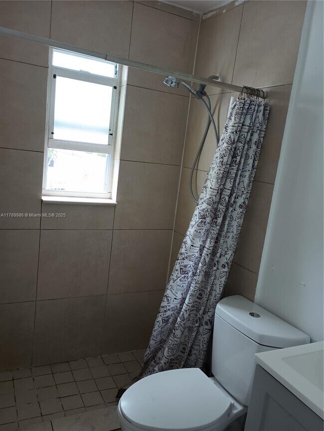 Foto del edificio - 1186 NW 103rd St