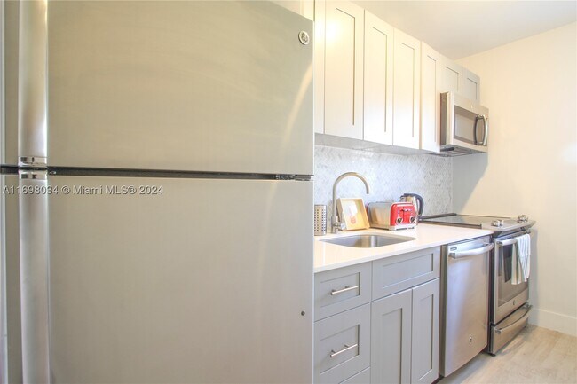 Foto del edificio - 6238 SW 59th St