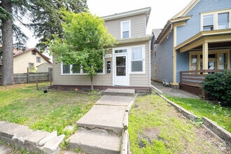 Building Photo - 1084 Sims Ave