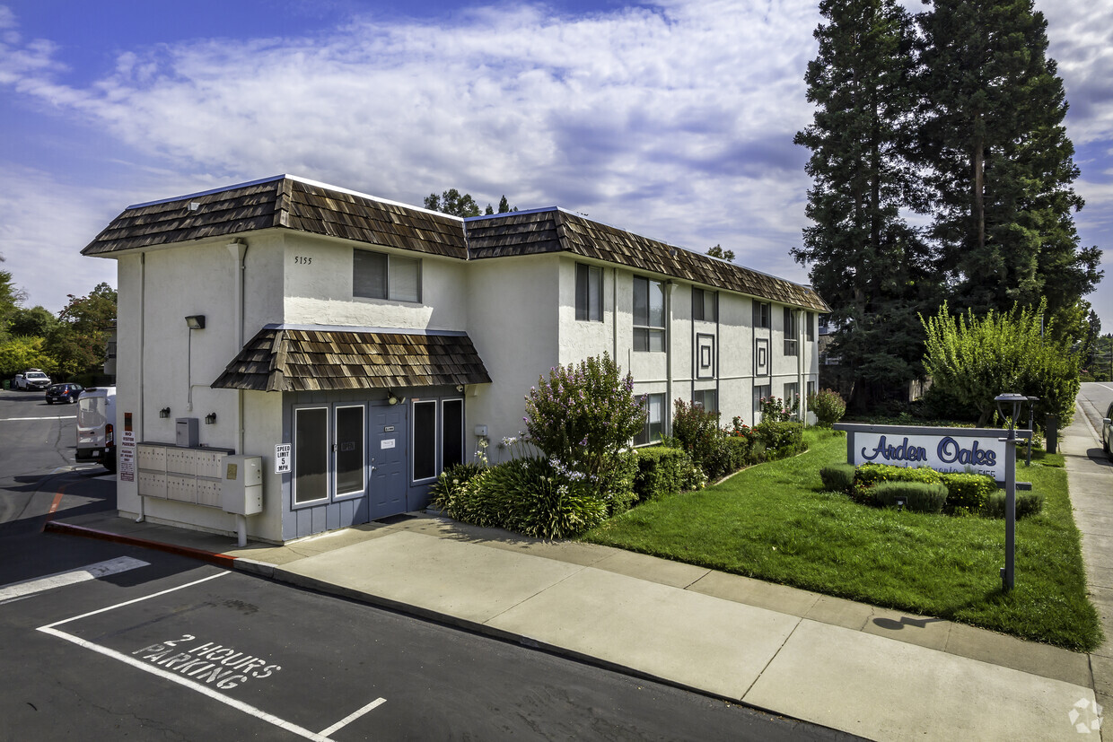 Foto principal - Arden Oaks Apartment