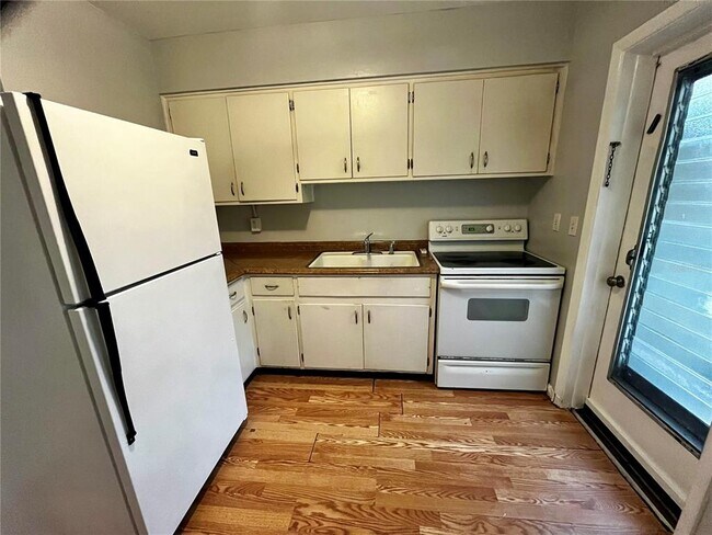 Foto del edificio - 1411 Kennywood Dr