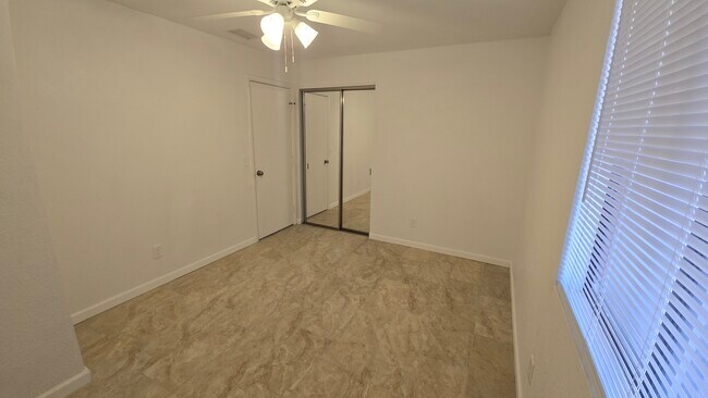 Bedroom - 6140 S Springbrook Dr