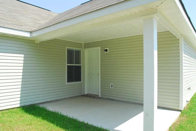 Building Photo - 232 Lantana Blvd