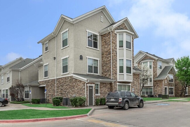 Building Photo - 4101 Delafield Ln