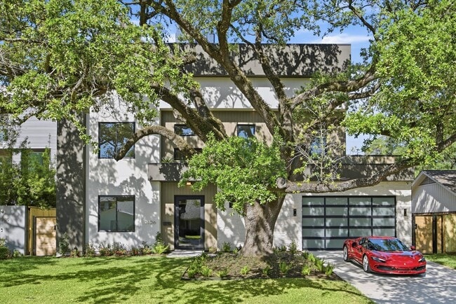 Building Photo - 3106 Newcastle Dr
