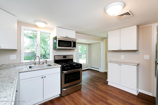 Building Photo - 36 Crozier Ct