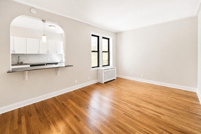 Foto del edificio - 213 Bennett Ave