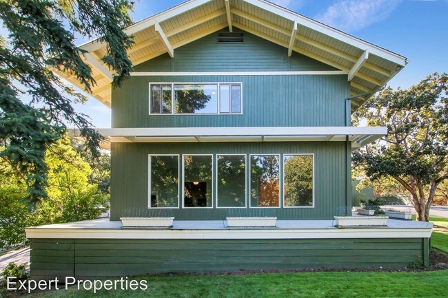 Building Photo - 5 br, 4 bath House - 440 Conestoga Circle