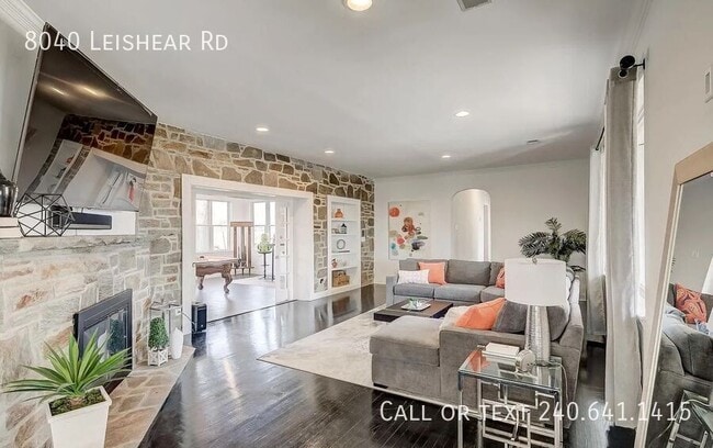 Foto del edificio - 8040 Leishear Rd