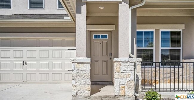 Foto del edificio - 6400 Rounded Pebble Ln