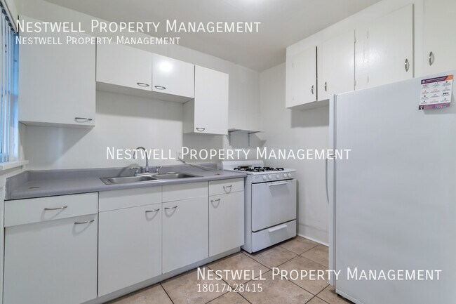 Foto del edificio - Cozy Studio Apartment in Salt Lake City