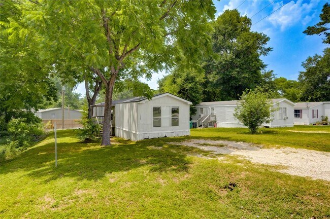 Foto del edificio - 13265 Pecan Tree Dr