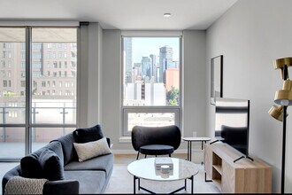 Building Photo - 210 Wall St