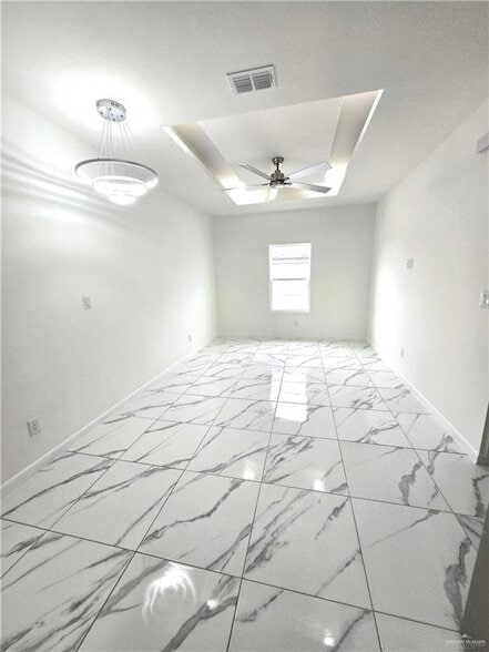 Building Photo - 3201 Magdalena St