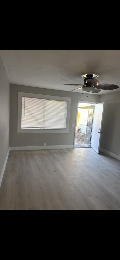 Foto del edificio - 3 Bedroom 1 Bathroom Home!